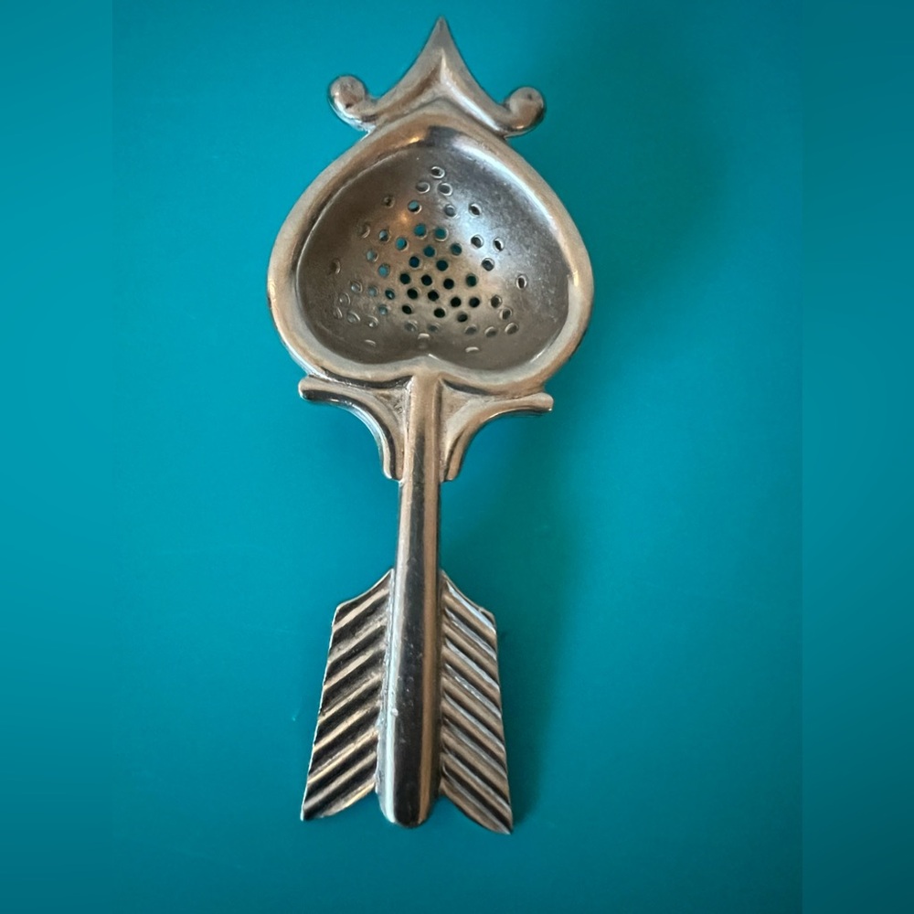 Vintage Pewter Arrow Heart-Shaped Tea Strainer by Beehive 2000 Collectible Metal